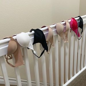 8 Victoria’s Secret Bras size 32C